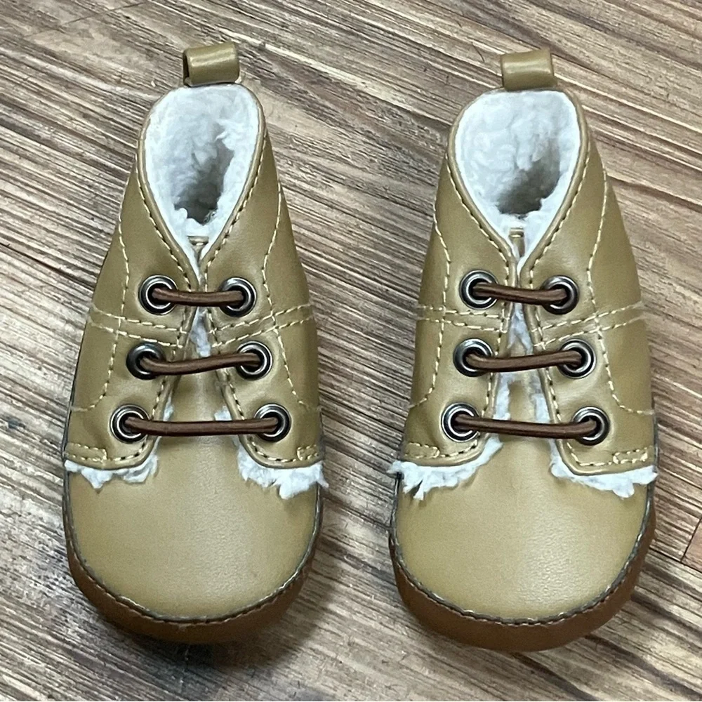 GYMBOREE Baby Infant Soft Ankle Bootie Shoes Faux Fur Lined Unisex SZ 01 NEW